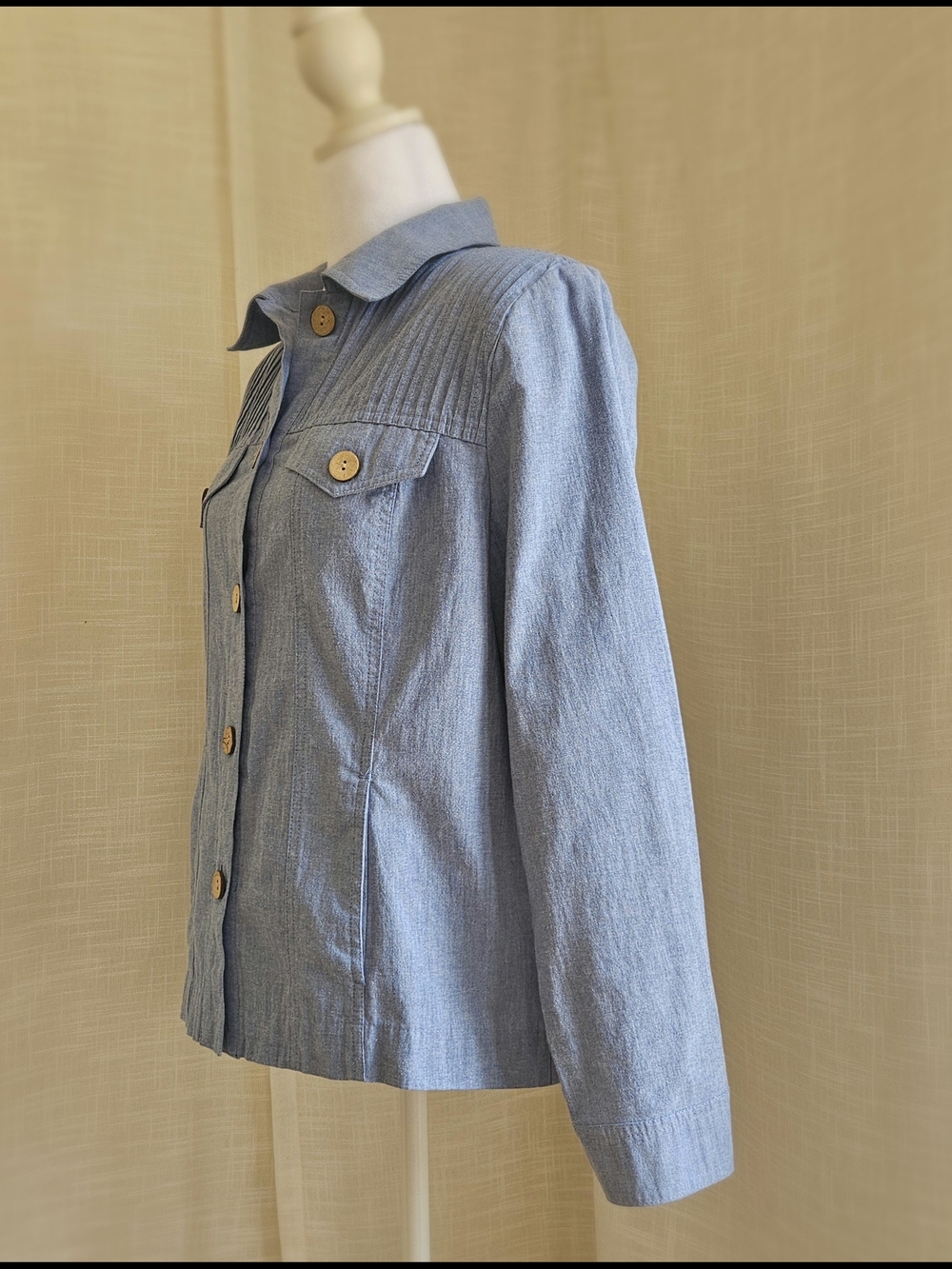 Draper’s & Damon’s Blue Chambray Pintuck Button Up Jacket Top Medium - Picture 7 of 16